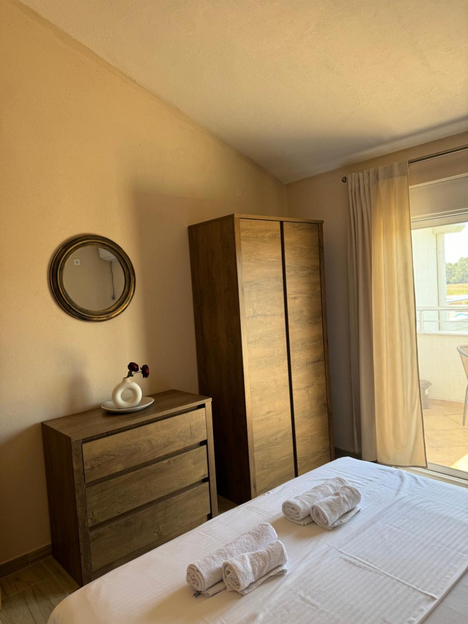 Sunrise House Apartments Ulcinj Bagian luar foto