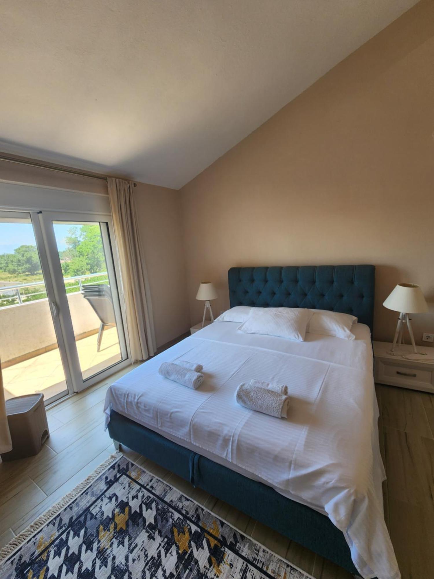 Sunrise House Apartments Ulcinj Bagian luar foto