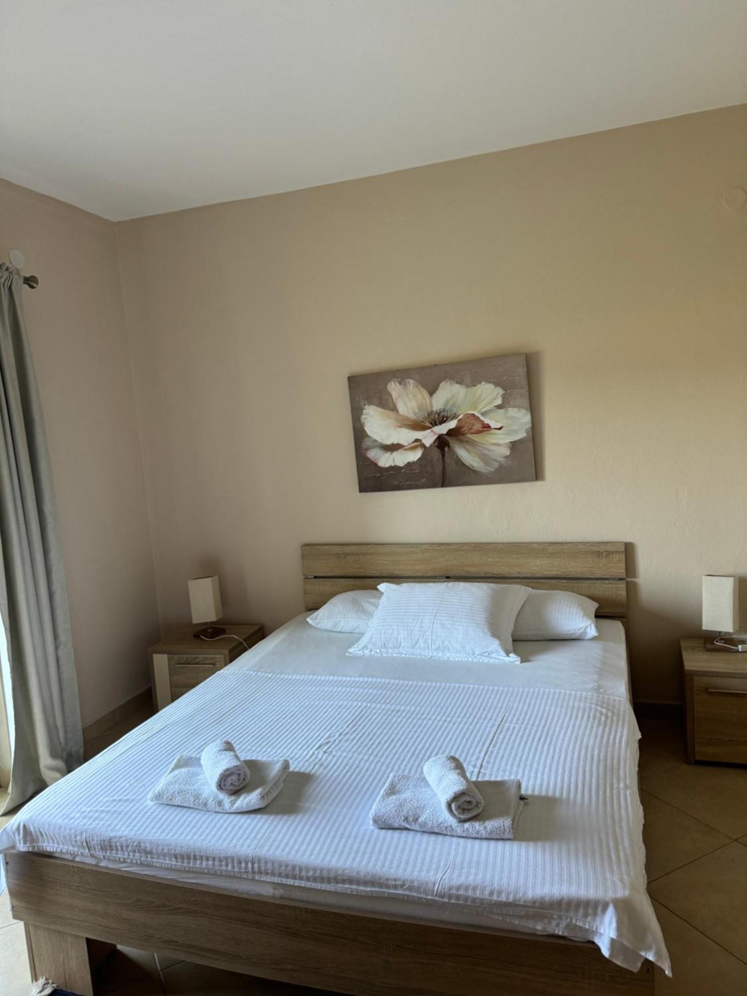 Sunrise House Apartments Ulcinj Bagian luar foto