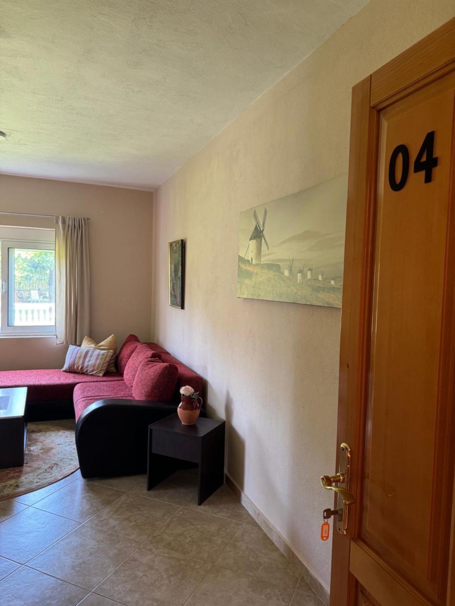 Sunrise House Apartments Ulcinj Bagian luar foto