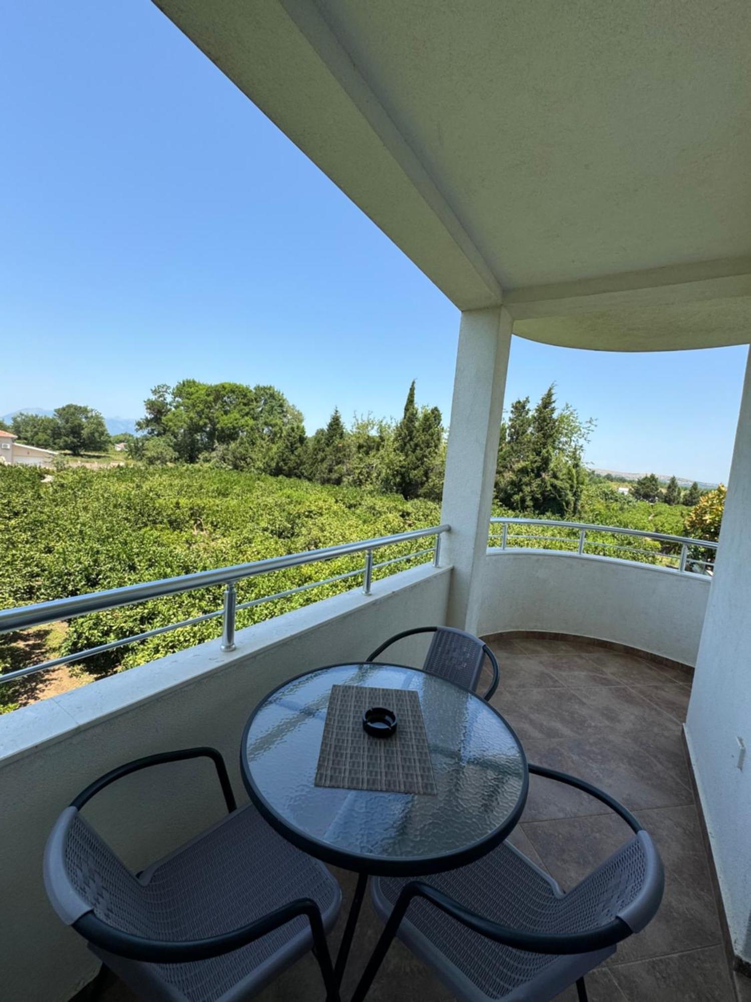 Sunrise House Apartments Ulcinj Bagian luar foto