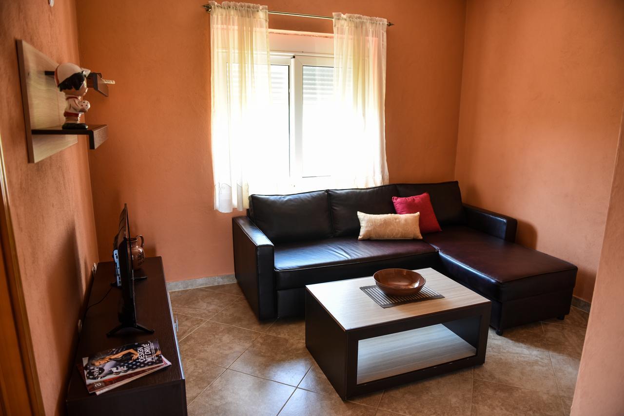 Sunrise House Apartments Ulcinj Bagian luar foto