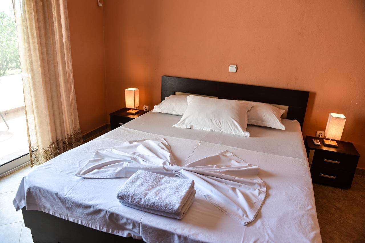Sunrise House Apartments Ulcinj Bagian luar foto