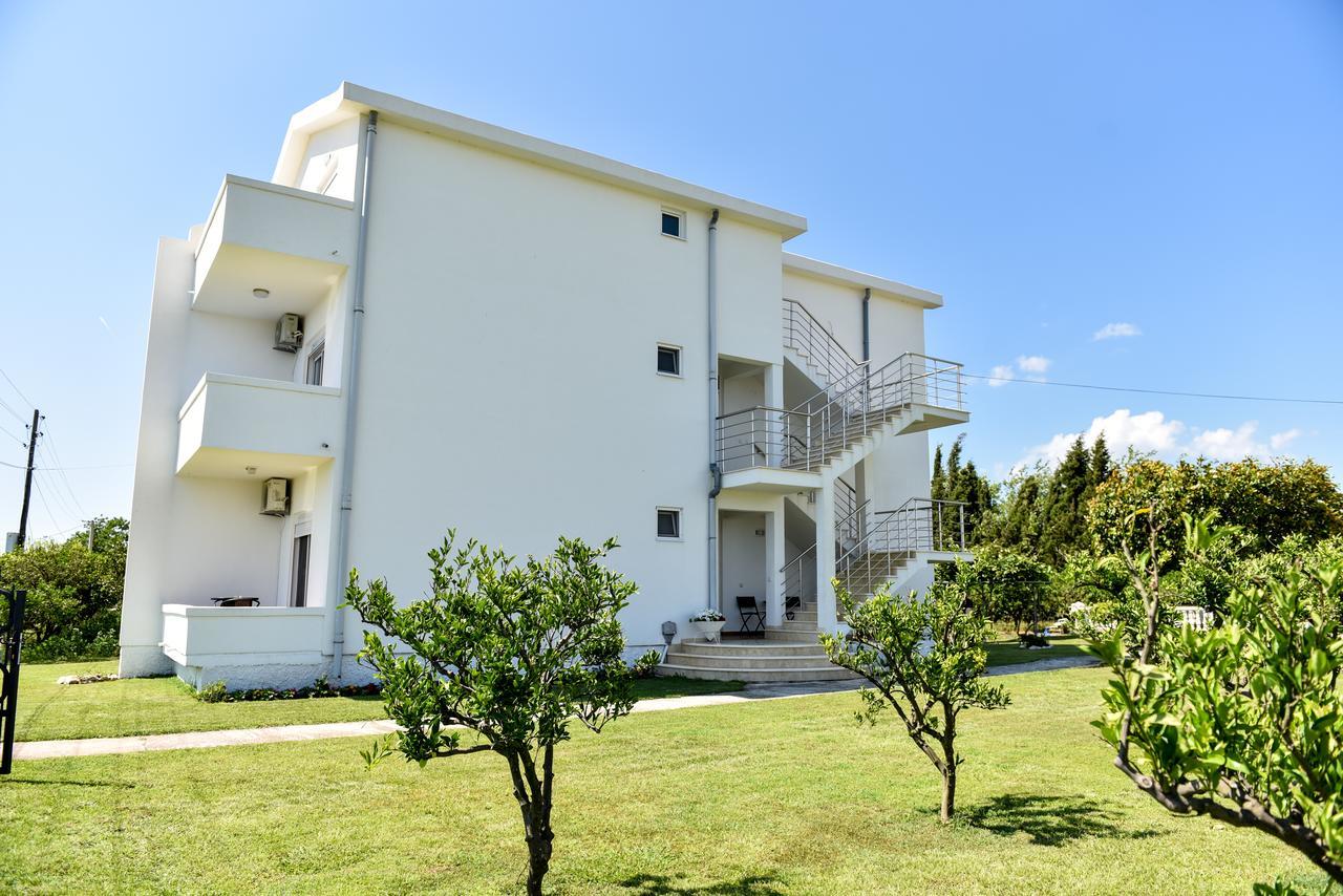Sunrise House Apartments Ulcinj Bagian luar foto