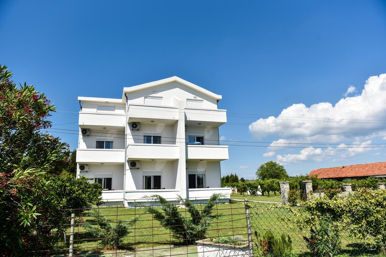 Sunrise House Apartments Ulcinj Bagian luar foto